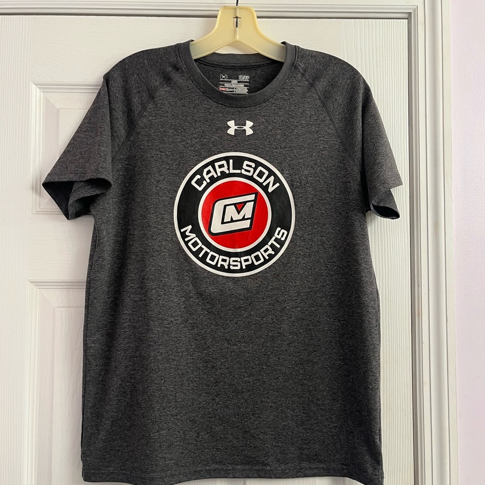 Under Armor Carlson Motorsports Gray T-Shirt Distressed Loose Heat Gear Size S